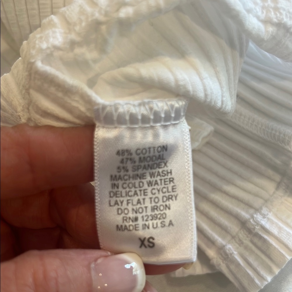 LA Made White Ribbed Ruffle Tank Top Women's XS - Picture 4 of 5